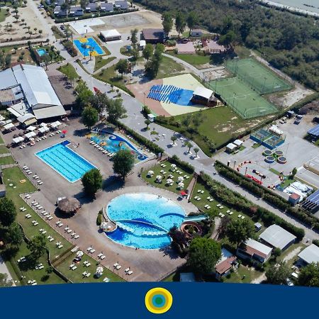 Club Del Sole Spina Family Collection Otel Lido di Spina Dış mekan fotoğraf