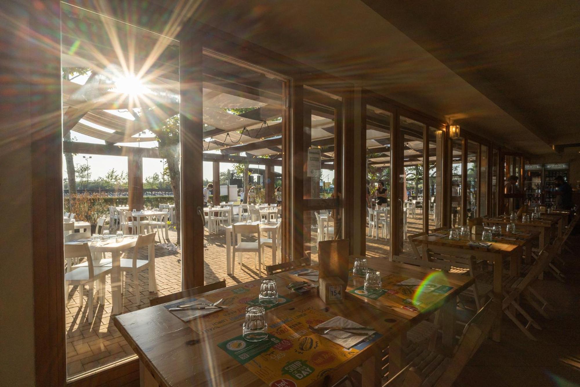 Club Del Sole Spina Family Collection Otel Lido di Spina Dış mekan fotoğraf
